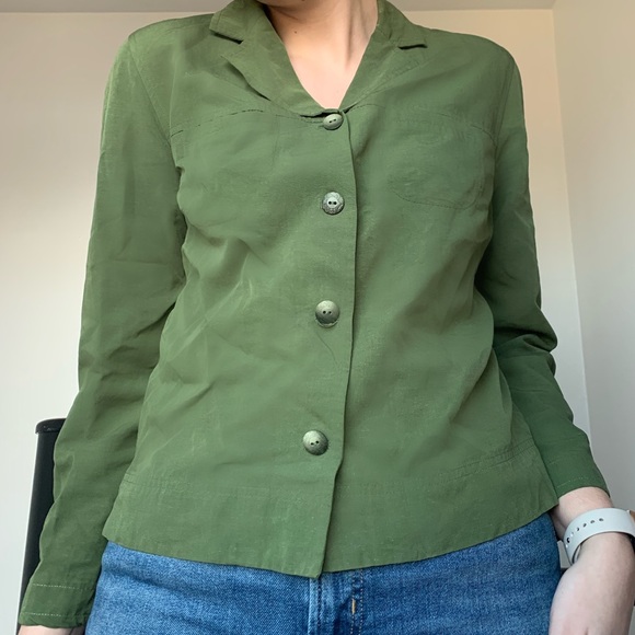 Retro Green Button-Up Shirt - Picture 3 of 4